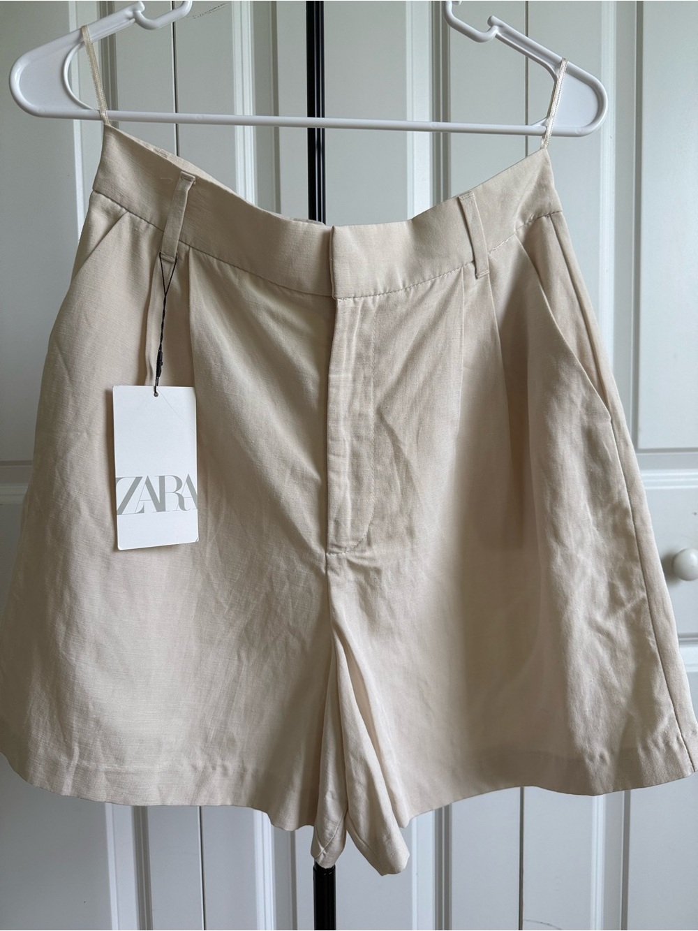 ZARA NWT Linen Blend High Waisted Pleated Shorts S